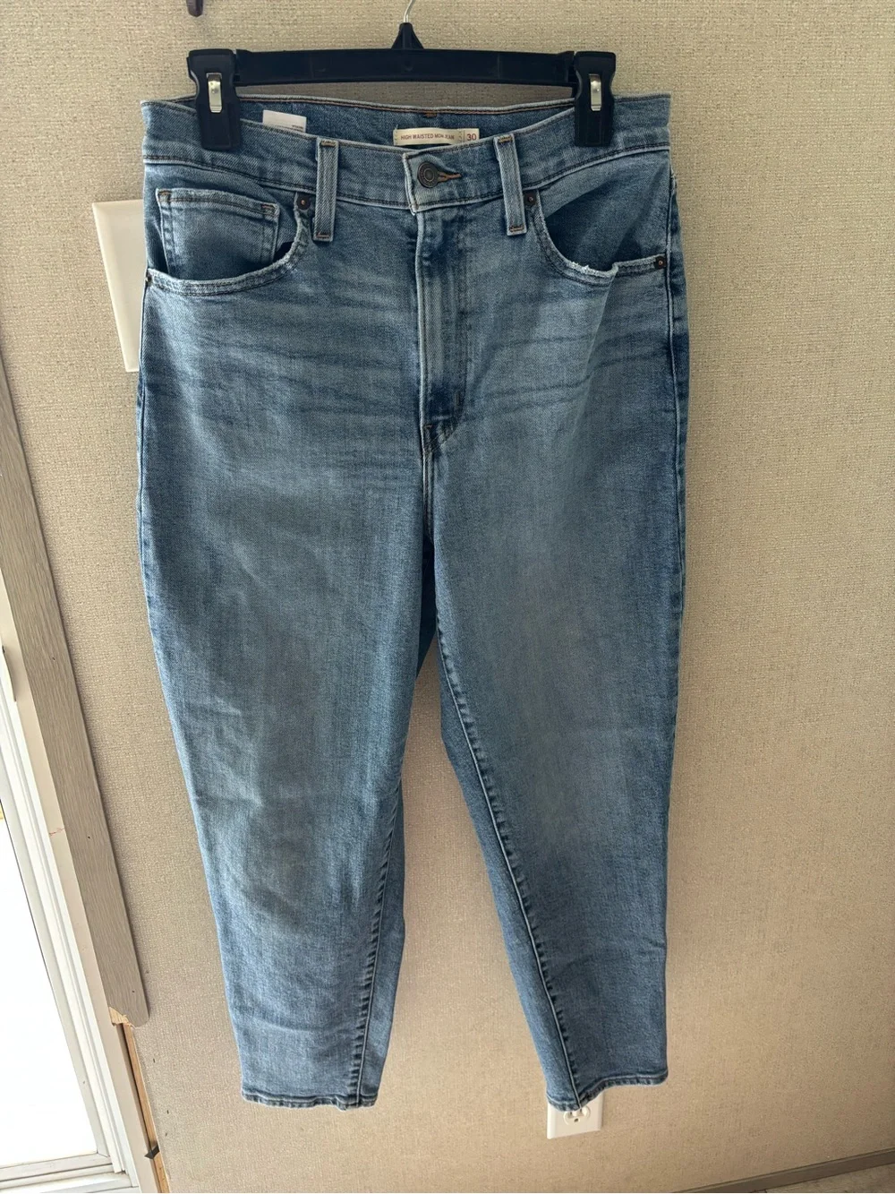 Levi's High Waisted Mom Jean
